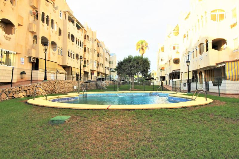 Foto af0809a3-3e92-4197-b3b4-5e87151a6061. Affitto appartamento con parcheggio piscina in Retamar Almería