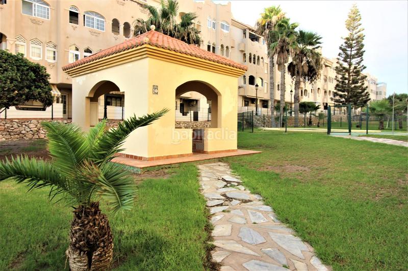 Foto 1079068a-6772-4c37-87c5-31bd3e23ca91. Miete etagenwohnung mit parking pool in Retamar Almería