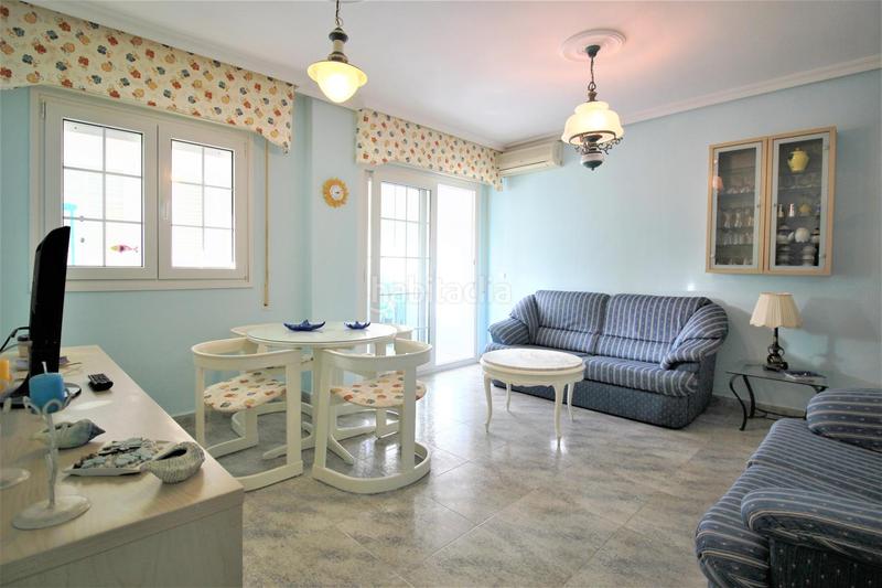 Foto 287736e6-4cc6-48a0-a598-77acd875c19a. Rent flat with parking pool in Retamar Almería