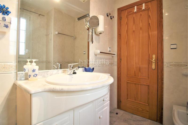 Foto 5e029070-00a9-4efc-8d42-c049d77b2884. Rent flat with parking pool in Retamar Almería