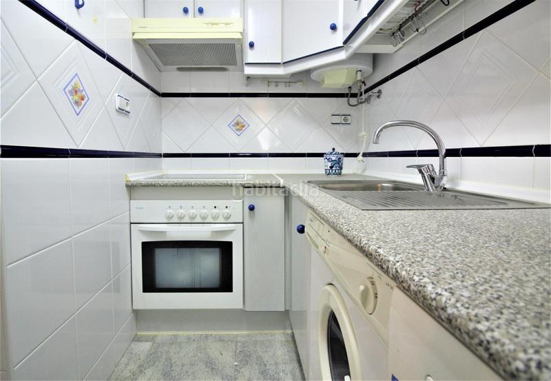 Foto 8b1d7646-965f-4f6c-a240-fc2c95df1a4c. Rent flat with parking pool in Retamar Almería