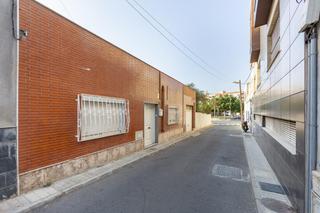 Maison  Paraíso. Casa para reformar en barrio san luis