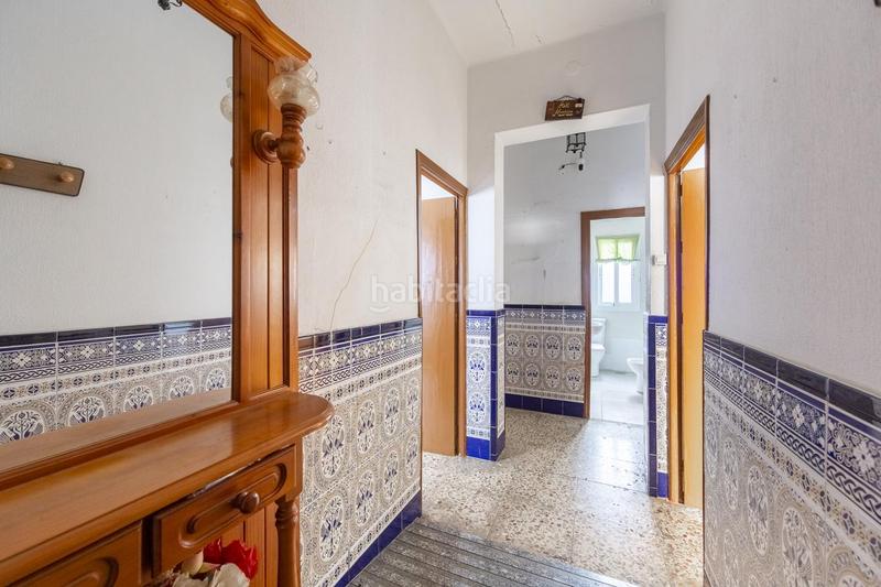 Foto eb9abc34-0a94-4c3a-978c-c631a5326140. Casa amb aparcament a San Luis Almería