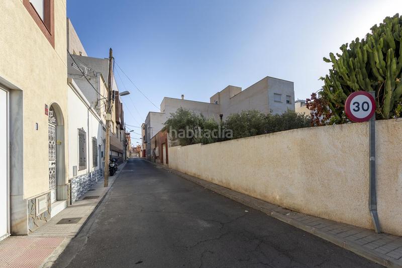Foto ffa09f27-bdd0-4d97-adc5-492476cbaf40. Casa amb aparcament a San Luis Almería