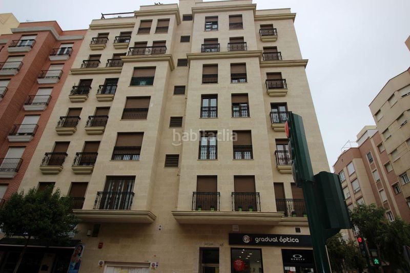 Foto d7df6373-be02-4d1a-bca9-a8d3a65a4d75. Alquiler piso vivienda 3 dormitorios en calle altamira en Almería