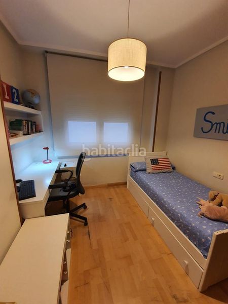 Foto d9fa8666-b4a4-4bb6-8de9-4e78c9bec546. Alquiler piso vivienda 3 dormitorios en calle altamira en Almería