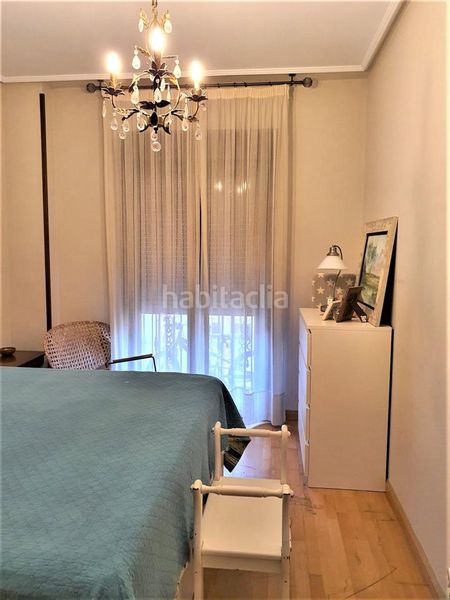 Foto f0b47ac5-117a-4bda-9457-34888a6e7af4. Alquiler piso vivienda 3 dormitorios en calle altamira en Almería