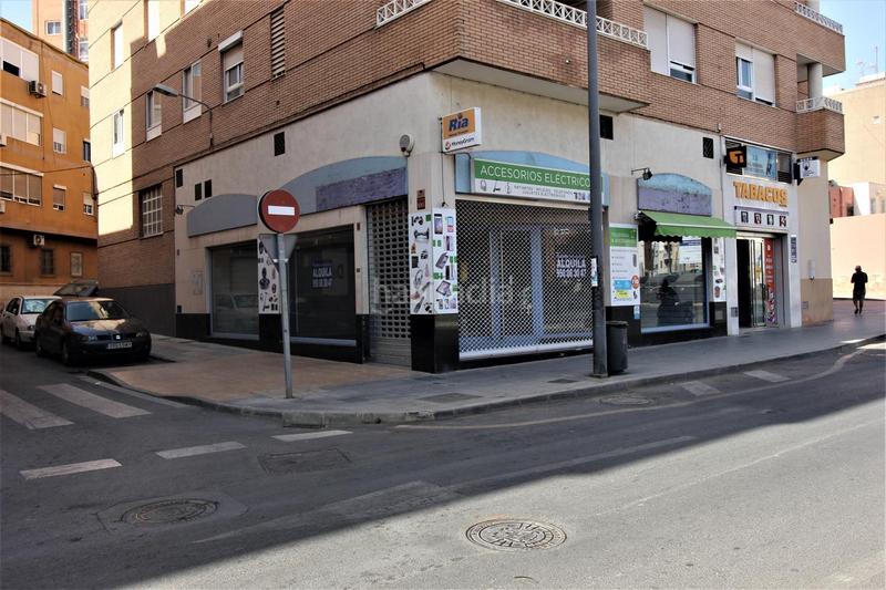 Foto 198901aa-9108-4bd0-a96c-78923b51ddf5. Alquiler local comercial local muy bien situado en Almería
