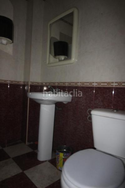 Foto 49c20c98-b708-4651-b0d3-368681425a81. Alquiler local comercial local muy bien situado en Almería