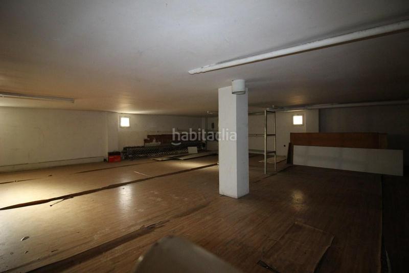 Foto 9ccba5d9-b500-45b5-a3d0-82dd32eed13f. Alquiler local comercial local muy bien situado en Almería