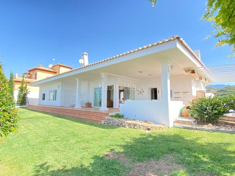 Foto 816b0d42-4d16-4d7f-ad54-cfd86227213a. Chalet villa de lujo costa con vistas espectaculares al mar. en Torrox