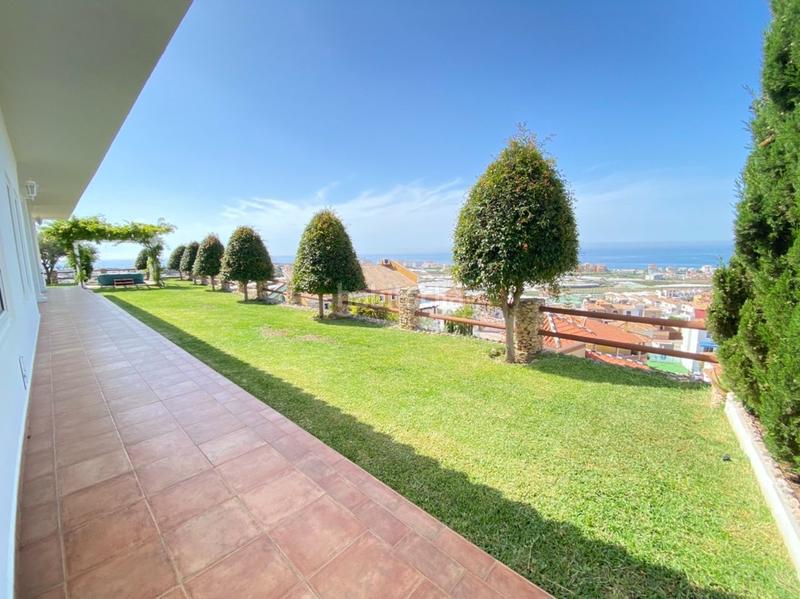 Foto 8f8cb51f-c3b7-4809-8dba-7bccf0a4d83f. Chalet villa de lujo costa con vistas espectaculares al mar. en Torrox