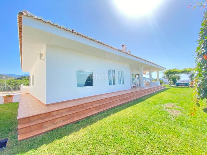 Foto c96e267d-43a3-4dd6-9b93-2eadf277c201. Chalet villa de lujo costa con vistas espectaculares al mar. en Torrox