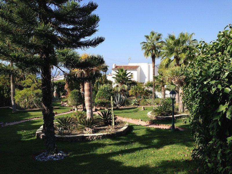 Foto bdced5a7-4d81-4fbe-ba57-0ce25ef196f8. Chalet villa de lujo ubicada en zona exclusiva en Nerja