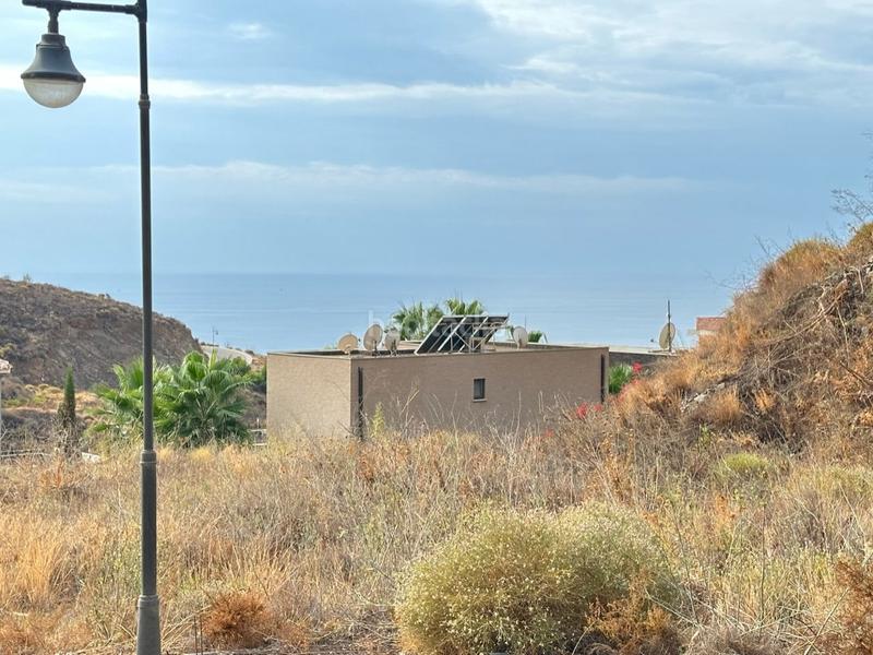 Foto 41843b2a-91f5-463f-a835-d4e9f8a2895f. Terreno residencial parcela urbana de 1.060 m2 costa en la urbanización balcones dEl Peñoncillo. en Torrox