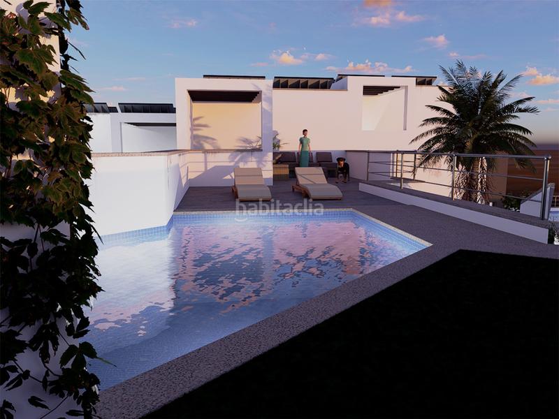 Foto 63653a01-f8c3-4651-bafc-5fc979760ed0. Terreno residencial tres parcelas urbanas de 279 m2 costa, con superficies construidas de 243, 214 y 222 m2 respectivamente, incluyen salone en Torrox