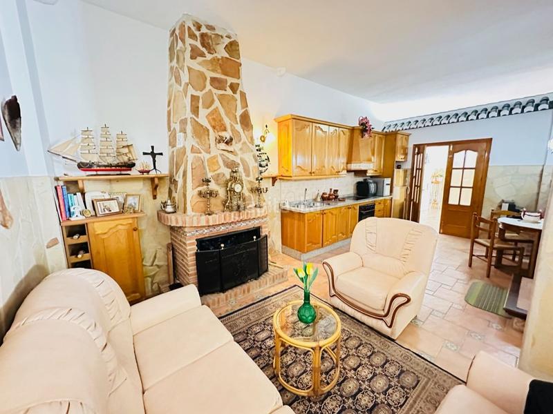 Foto 1251d654-b98c-4fd1-a486-884845d82e0e. Chalet exclusiva villa de lujo . en Avda Pescia - Ctra de Frigiliana Nerja