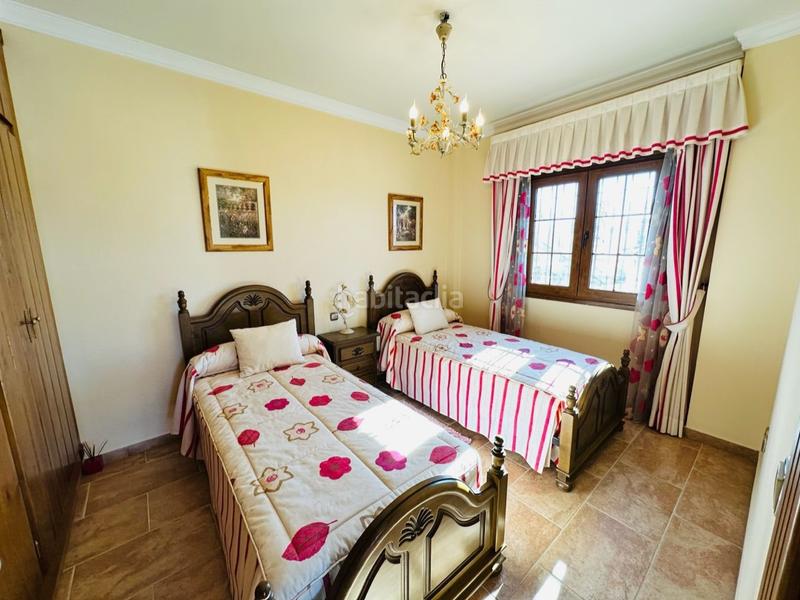 Foto bcd6f91f-dce5-415d-80c1-3493840d0bb5. Chalet exclusiva villa de lujo . en Avda Pescia - Ctra de Frigiliana Nerja