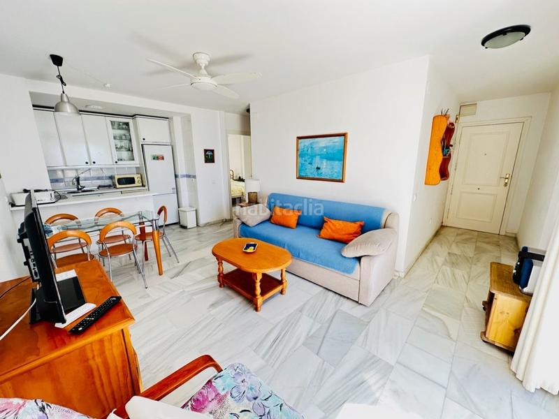 Foto 923d1184-17a7-4eda-9851-5bf20340ef8f. Ático piso en primera línea de playa con vistas frontales al mar de 60 m2 en urbanización Laguna Beach costa. en Torrox