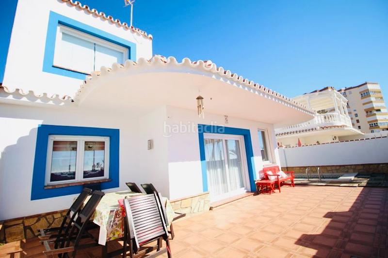 Foto 55ad6898-54b3-495b-aa7a-66c3260ff687. Casa espectacular chalet situado en primera línea de playa costa málaga con salida directa al paseo marítimo en Torrox
