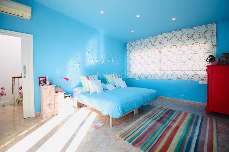 Foto c0bcd3da-67d1-482a-b04c-db2a9820f9e9. Casa espectacular chalet situado en primera línea de playa costa málaga con salida directa al paseo marítimo en Torrox