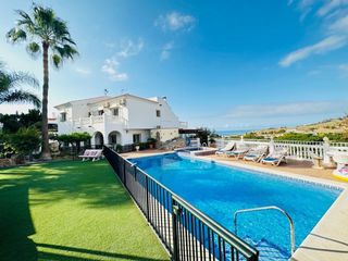 Chalet in Centro. Villa de lujo en nerja.