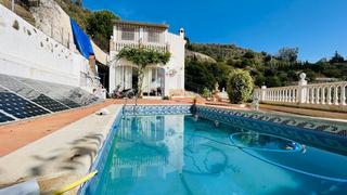 Maison à Torrox Pueblo. Villa ubicada entre torrox y cómpeta.