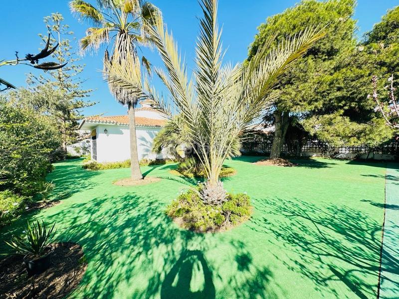 Foto 154bf230-ac5d-43ad-b937-1f6f2e7ef5d0. Chalet espectacular villa junto al mar costa málaga. en Torrox