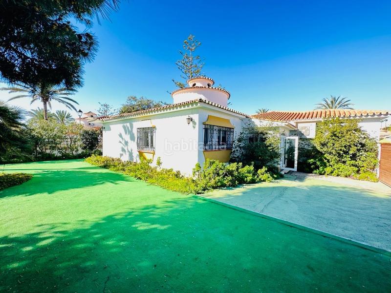 Foto 4082939a-07b9-4195-976e-c1e0018d9ba2. Chalet espectacular villa junto al mar costa málaga. en Torrox
