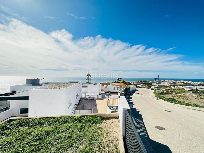 Foto 712427a9-a05e-4bc5-8f37-7762fff15d14. Xalet amb piscina a El Peñoncillo Torrox