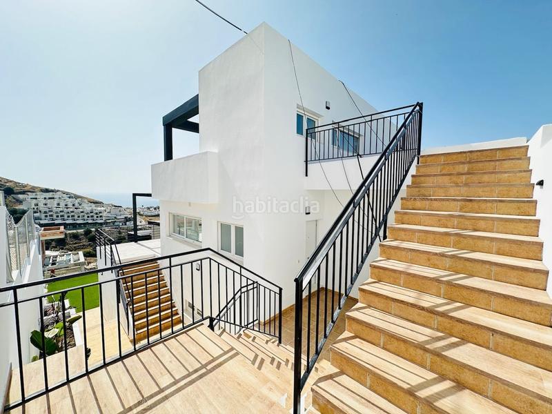 Foto 1ac411da-56ca-4e8d-9eb9-d3ca11357af0. Chalet villas de lujo de estilos modernos en la urbanización balcones dEl Peñoncillo costa. en Torrox