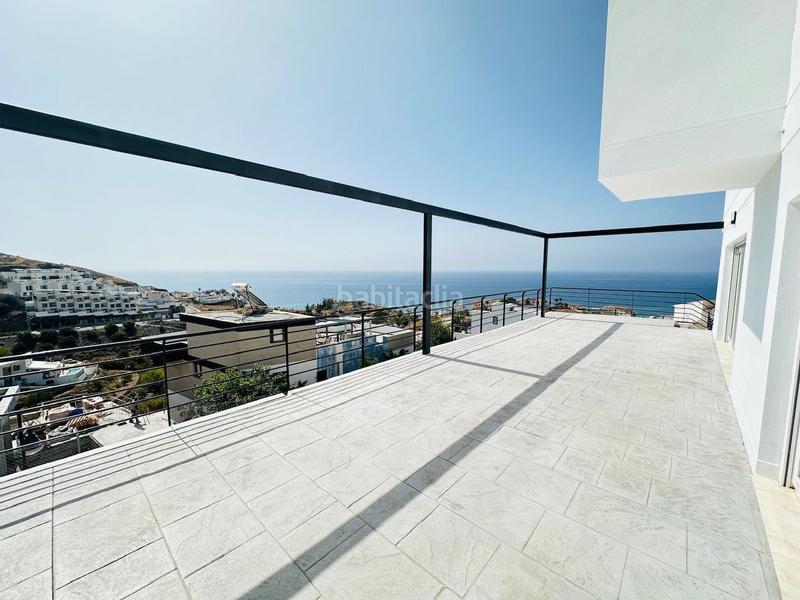 Foto 6c483b26-0359-4269-b15f-aaed7e758646. Chalet villas de lujo de estilos modernos en la urbanización balcones dEl Peñoncillo costa. en Torrox