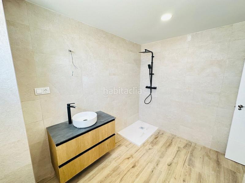 Foto b84015ed-26d6-400e-9c44-a00890fb34ac. Chalet villas de lujo de estilos modernos en la urbanización balcones dEl Peñoncillo costa. en Torrox