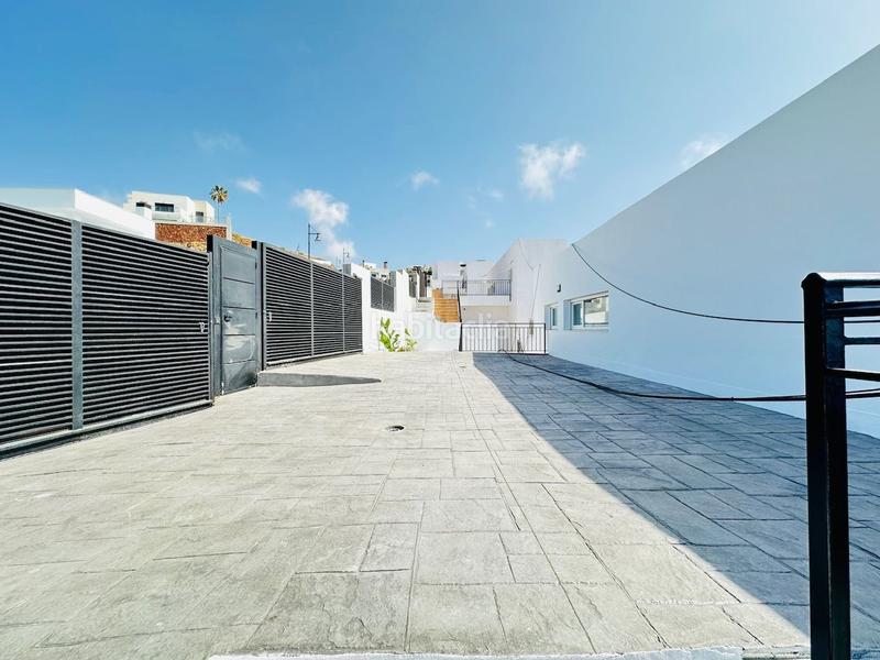 Foto bc917e44-0966-4358-ac55-4a1481a8ed3c. Chalet villas de lujo de estilos modernos en la urbanización balcones dEl Peñoncillo costa. en Torrox
