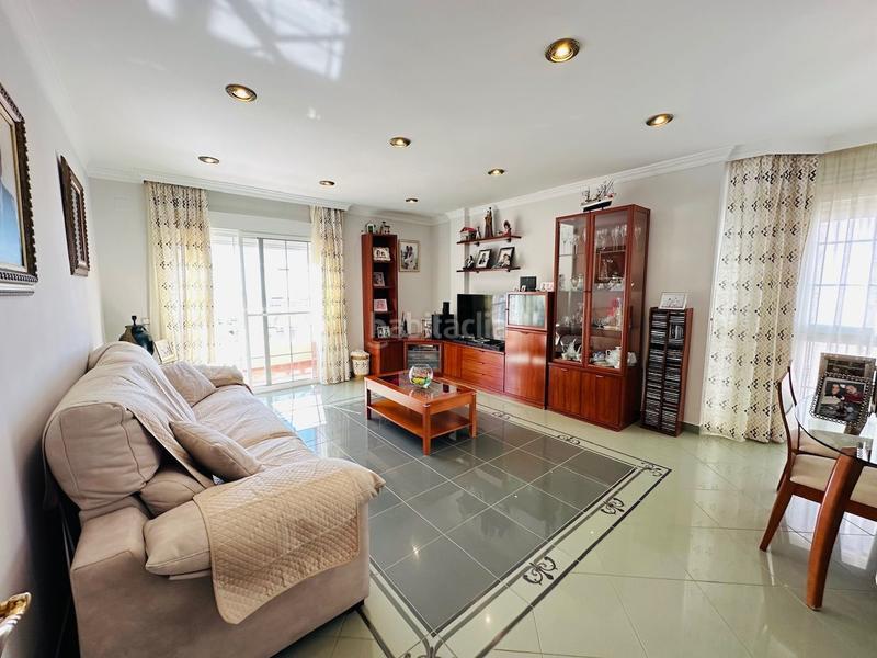 Foto 1b7e2c12-8cbc-424b-9cf2-e045ef88a5cc. Chalet villa de lujo ubicada en la urbanización Viña Málaga . en Torre del Mar