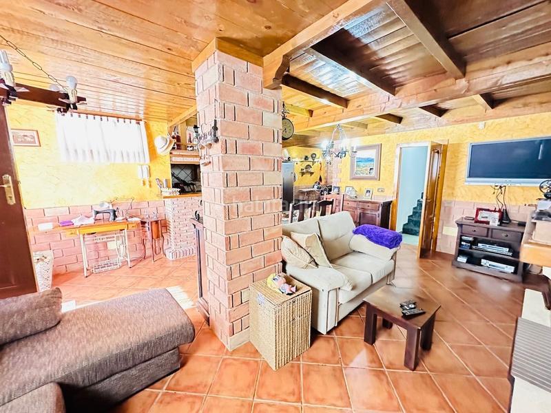 Foto 1b9417b3-6669-480c-b038-769dc7b92a48. Chalet villa de lujo ubicada en la urbanización Viña Málaga . en Torre del Mar