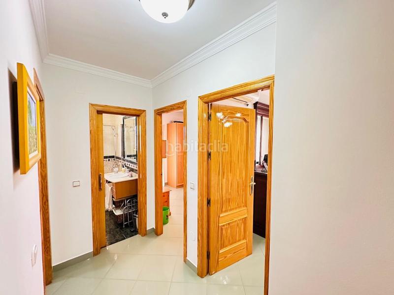 Foto 2dbc1141-1efa-44b0-a7f5-4a5f75ff74dd. Chalet villa de lujo ubicada en la urbanización Viña Málaga . en Torre del Mar
