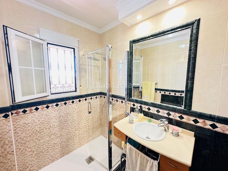 Foto 59f94c31-a3a4-44f5-97b5-8e918d0fcdfc. Chalet villa de lujo ubicada en la urbanización Viña Málaga . en Torre del Mar