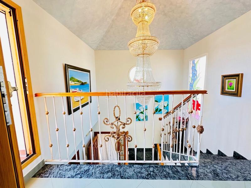 Foto 98134000-3605-4db3-9025-cfb97906d650. Chalet villa de lujo ubicada en la urbanización Viña Málaga . en Torre del Mar
