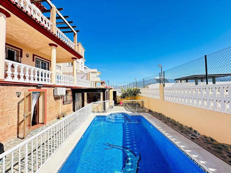 Foto bf3c7b06-00fa-4aa6-b4fa-d74fa08a53c1. Chalet villa de lujo ubicada en la urbanización Viña Málaga . en Torre del Mar