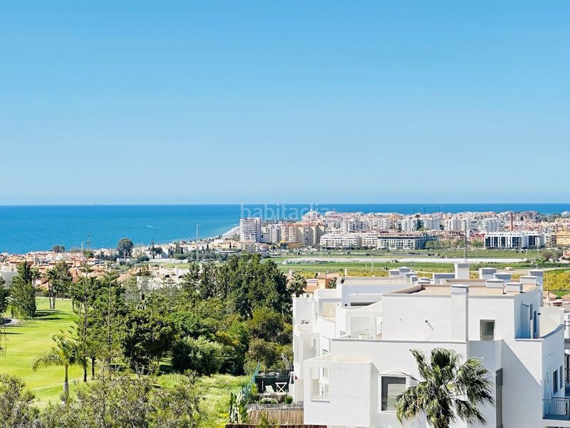 Foto 40b59fc1-2332-401c-85a5-1f72c78d5ca8. Àtic amb piscina a Caleta de Velez