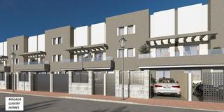 Casa adossada a Urbanización Santa Rosa. Exclusivos chalets adosados de lujo de estilo moderno en torrox