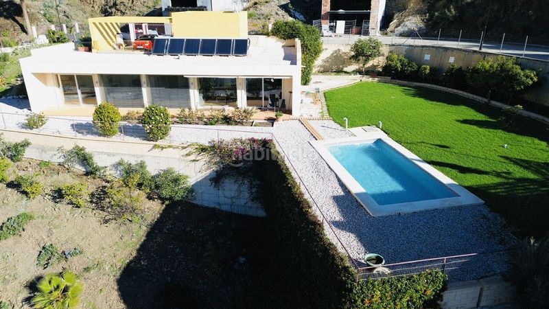 Foto 448c5cde-4cf3-45e9-adf9-8d44d8c738a7. Xalet amb piscina a El Peñoncillo Torrox