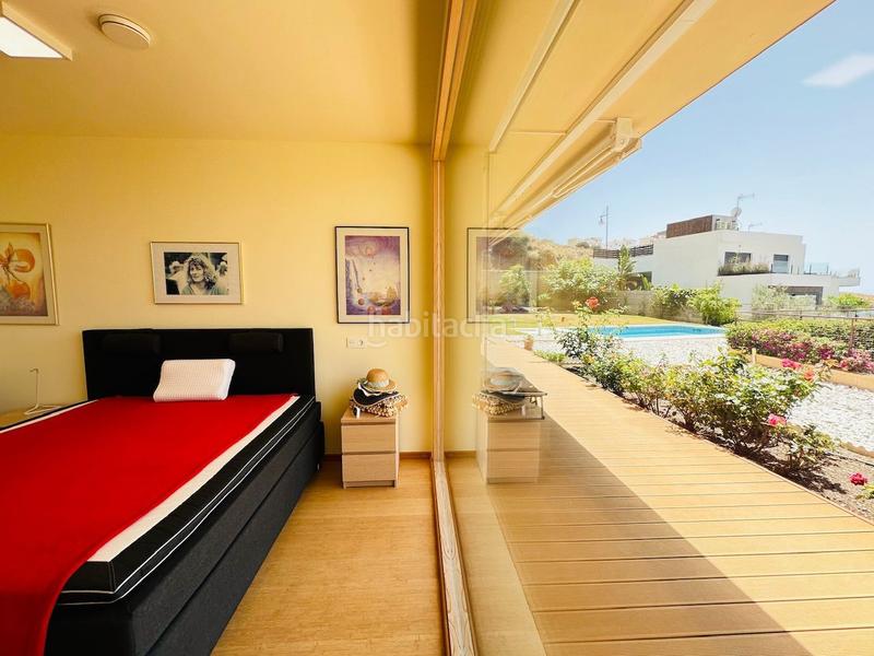 Foto 536187c4-41ab-4a7e-8c0a-abbc243c52ed. Chalet villa de lujo con diseño de estilo moderno a 6 kilómetros de nerja costa. en Torrox