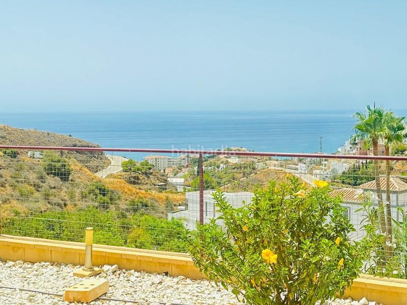 Foto 8ac23d3d-55d7-4d53-9dca-b8705046e1a8. Chalet villa de lujo con diseño de estilo moderno a 6 kilómetros de nerja costa. en Torrox