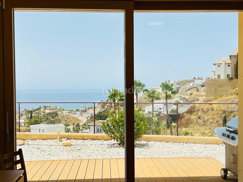 Foto b93e0c8c-0e2b-411c-9cf4-dfe19dab61bf. Chalet villa de lujo con diseño de estilo moderno a 6 kilómetros de nerja costa. en Torrox
