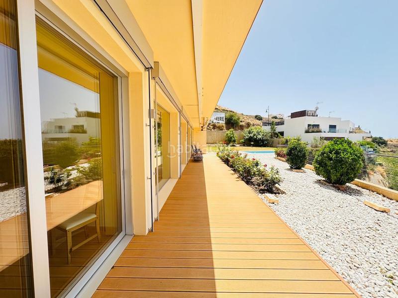 Foto c99842d1-4aa1-429c-9b42-7a32533ebb97. Chalet villa de lujo con diseño de estilo moderno a 6 kilómetros de nerja costa. en Torrox