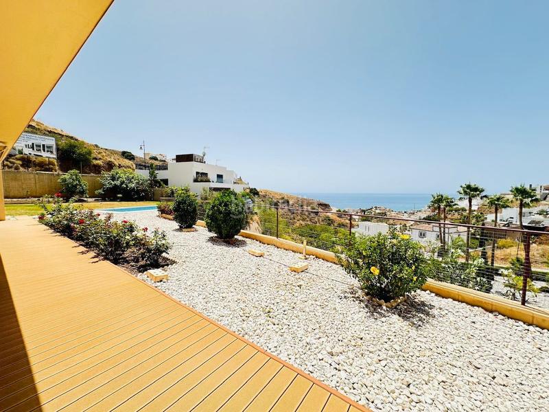Foto febb447f-3f3f-4811-8a19-a5371f14fbb9. Chalet villa de lujo con diseño de estilo moderno a 6 kilómetros de nerja costa. en Torrox