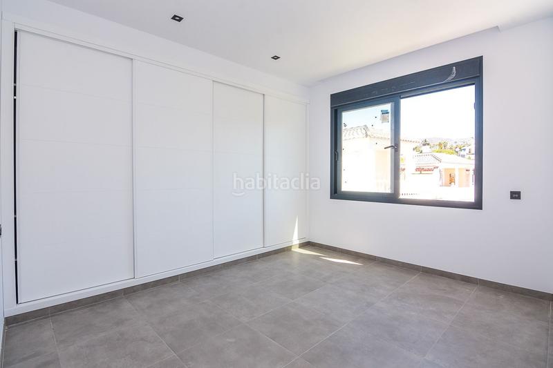 Foto d49f7a9e-095f-4ff4-82fd-8c4644658aec. Chalet villa de lujo de estilo moderno costa. en Torrox