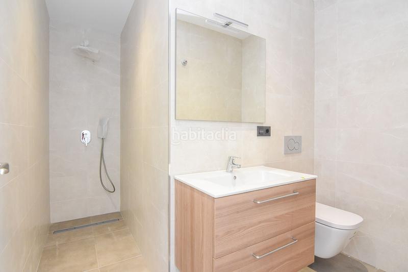 Foto f1685f33-5b63-4b80-8322-a47c9c63507b. Chalet villa de lujo de estilo moderno costa. en Torrox